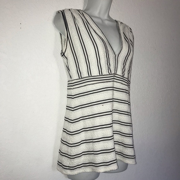 2/$25 MSSP Max Studio Specialty Products Stripe Top M - Picture 6 of 8